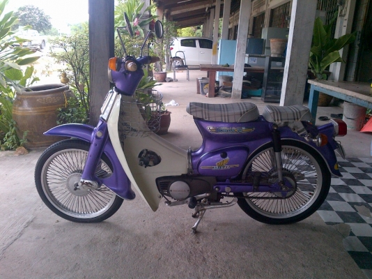 ฮอนด้าซี70 รถสวย สีสวย เครื่องแน่นๆ ขับขี่ดี ใบซื้อขายพร้อม