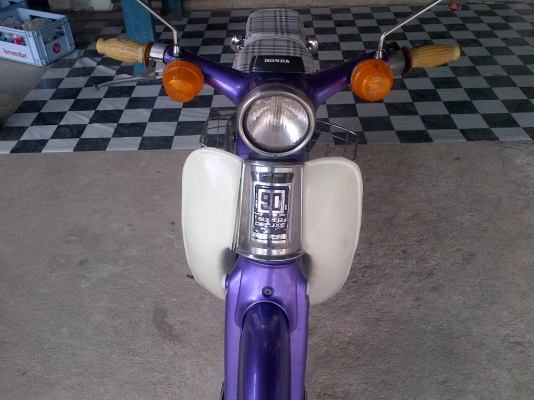 ฮอนด้าซี70 รถสวย สีสวย เครื่องแน่นๆ ขับขี่ดี ใบซื้อขายพร้อม