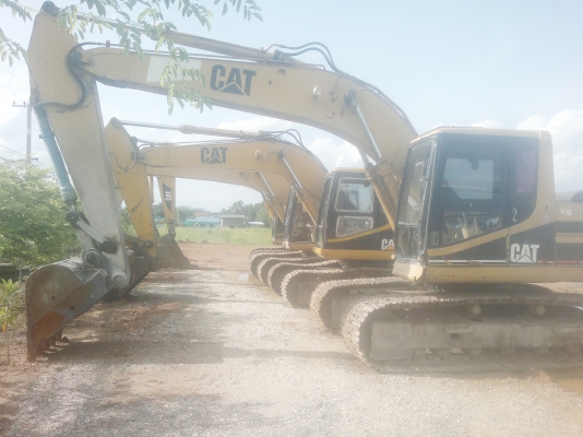 CAT  320 V.2
