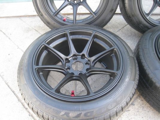 ขายล้อแม็กใหม่ ลาย XXR 527 สีดำด้าน 15"x8" et20 4รู100/114.3 + ยางปี11สนใจติดต่อเล็กคลองสามครับ (081-3747940)