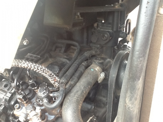 ยันร์ม่า 352 4 WD 2 เพลา สวยๆดี พร้อมลุยงาน ตัดหญ้าใหม่ 1.20 เมตร ทำงาน 1177 ชั่วโมง