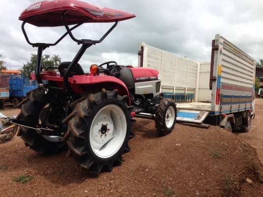 ยันร์ม่า 352 4 WD 2 เพลา สวยๆดี พร้อมลุยงาน ตัดหญ้าใหม่ 1.20 เมตร ทำงาน 1177 ชั่วโมง