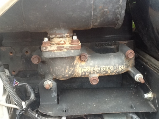 ยันร์ม่า 352 4 WD 2 เพลา สวยๆดี พร้อมลุยงาน ตัดหญ้าใหม่ 1.20 เมตร ทำงาน 1177 ชั่วโมง