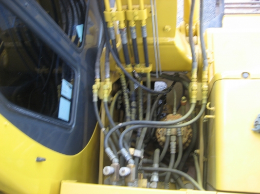 รถแบคโฮ PC-120-6EO