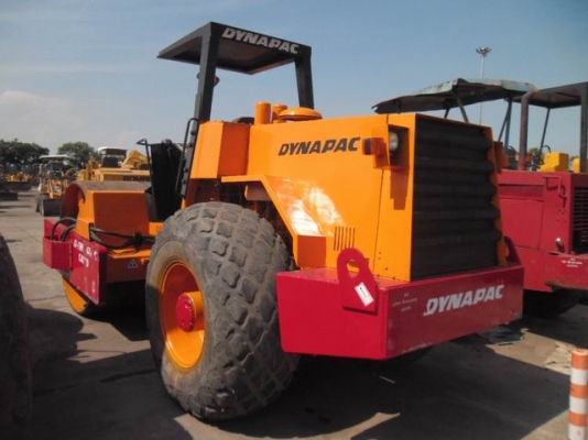 ขายรถบด DYNAPAC CA30D สภาพสวย ขายรถบด DYNAPAC CA30D สภาพสวย
