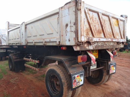 ขายด่วน  ลูกพ่วงดัมพ์  กระบะสามมิตร  สภาพเดิมดีมาก  เพลาเหลี่ยม พร้อมใช้งาน