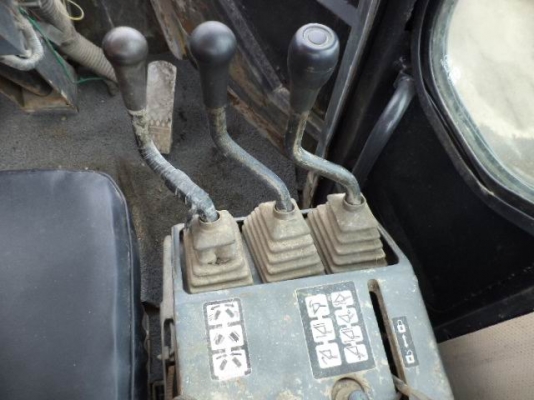 ขายด่วน รถตัก Komatsu WA 300 - 3 ขายตามสภาพของรถ