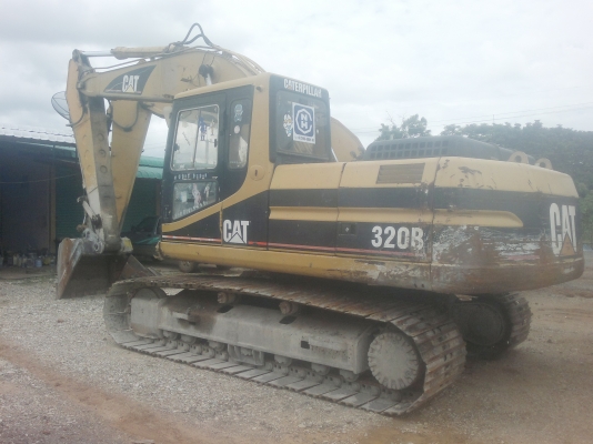 CAT 320B