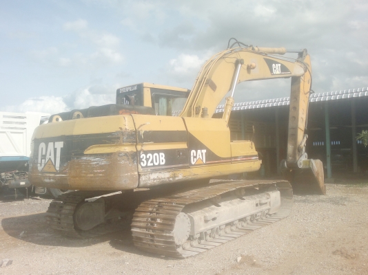 CAT 320B