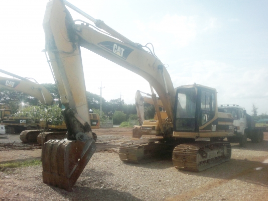 CAT 320B