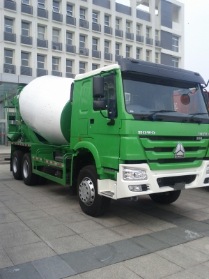 รถผสมคอนกรีต