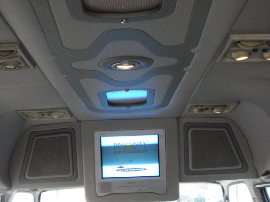 ขายรถตู้หัวจรวดหลังคาสูง ปี2004