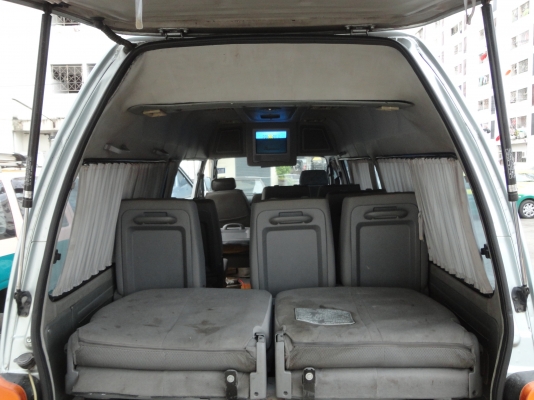 ขายรถตู้หัวจรวดหลังคาสูง ปี2004