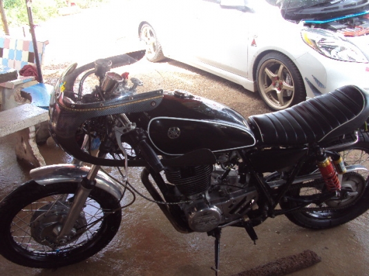 ขายsr400เลขเต็มปี 99 แต่งค่าเฟโม่งใหญ่แล้ว 65,000 บาท ขายsr400เลขเต็มปี 99 แต่งค่าเฟโม่งใหญ่แล้ว 65,000 บาท
