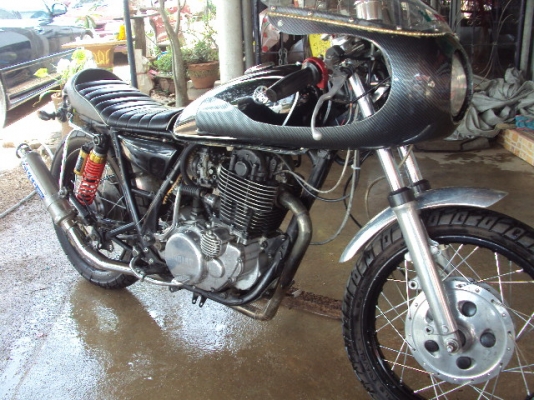ขายsr400เลขเต็มปี 99 แต่งค่าเฟโม่งใหญ่แล้ว 65,000 บาท ขายsr400เลขเต็มปี 99 แต่งค่าเฟโม่งใหญ่แล้ว 65,000 บาท