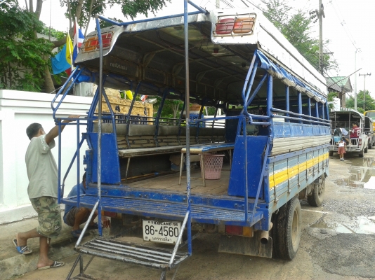 ขาย6ล้อโดยสาร