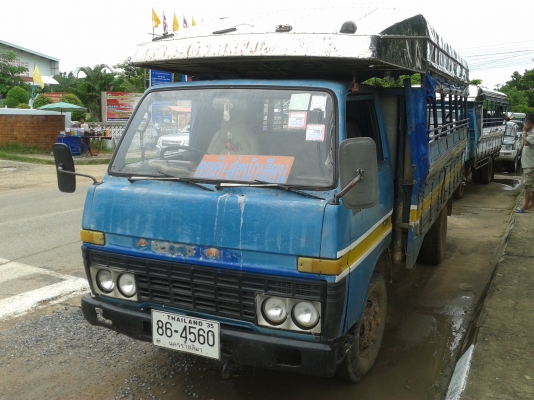 ขาย6ล้อโดยสาร