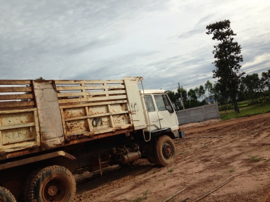 ขายด่วนรถสิบล้อสองเพลาดัมพ์  MITSU   FN527 TF 7521  พร้อมใช้งานเอกสารพร้อม