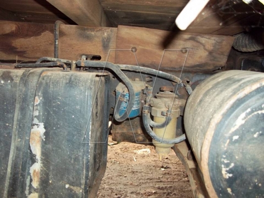 ขาย 6 ล้อ อีซุ NPR  110 แรง  / ยาว 4.3 เมตร / พ.เพาเวอร์ ( F-หลัง )