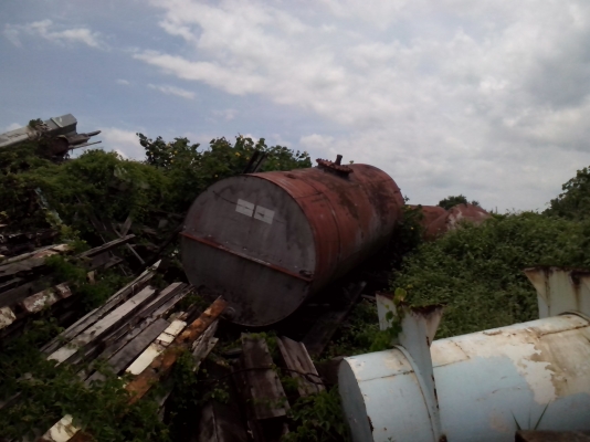 ขายถังเหล็กใส่น้ำมันขนาด15000 ลิตรใส่ดีเซล มี2ใบ