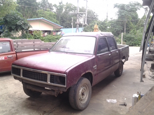 JOECLASSIC...ขายอีซูซุKBแยกชิ้นหรือยกคันไม่มีเครื่อง..เอาไปทำอีแต๋นได้เลยเข้าไร่เข้าสวน..จะชำแหละพรุ่งนี่ค่ะสนใจโทรสอบฤามได้..