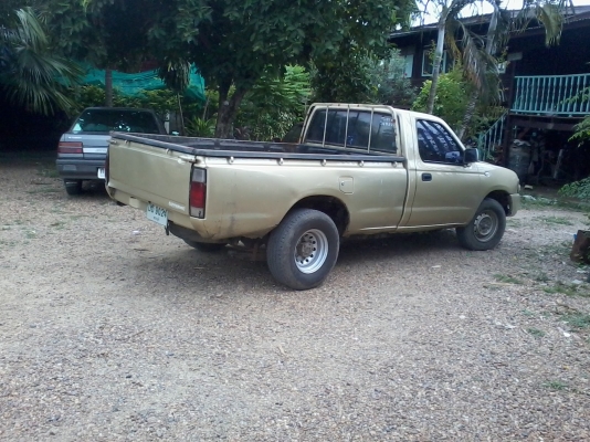 นิสสัน ฟอนเทีย ปี 2004 เครื่อง 2700  สภาำพเครื่องครัดซีดีวิ่งข้าวจังหวัดได้ชัวเสริมแหนบเพลาแอ้วแจ้งเข้าเล่มแล้วเครื่องระบบไร้ควันแรงละเอียดควันไม่ดำเบรคไม่สบัดบรรทุกหนักดีอยากขายต้องการเงิน