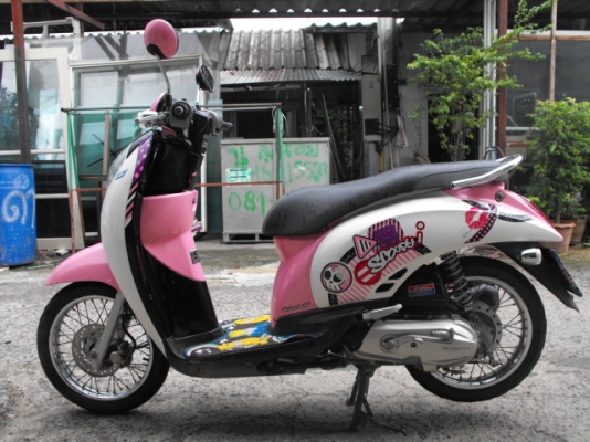 ขาย Scoopy I ปี 55 สีชมพูขาว สภาพเดิมๆ เครื่องเดิม ดีมาก