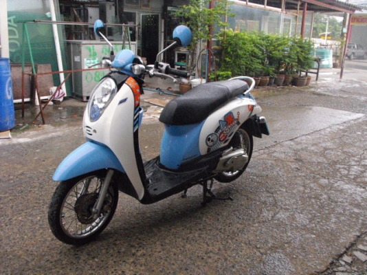 ขาย Scoopy I ปี 55 สีฟ้าขาว