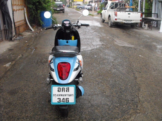 ขาย Scoopy I ปี 55 สีฟ้าขาว