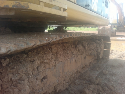 CAT 320D