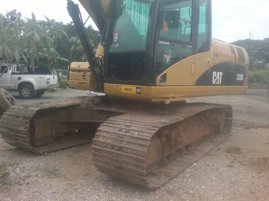 CAT 320D