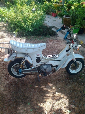 (((( ขายถูกๆ HONDA ชาลี 12,000 บาท ))) - เครื่อง HONDA เวฟZ 100cc.เคี่องดี ไม่มีขวันขาว เงียบๆ เดิมๆ เครื่องใหม่ๆถอนออกจากรถเวฟ Z - ของแต่อื่น ฯลฯ ตามรูป สนใจโทร 082-7391165 (โน๊ต กาฬสินธุ์ ) **เอกสารใบซื้อขายครับ รถจอดอยู่ อ.ห้วยผึ้ง จ.กาฬสินธุ์ 46240