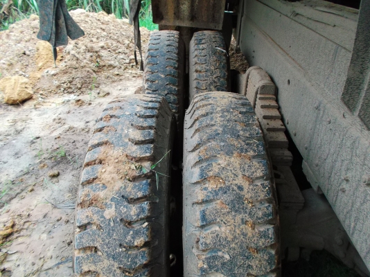 ขายด่วนรถสิบล้อหลงTDชีL3975เครือง195แรงม้าปี46