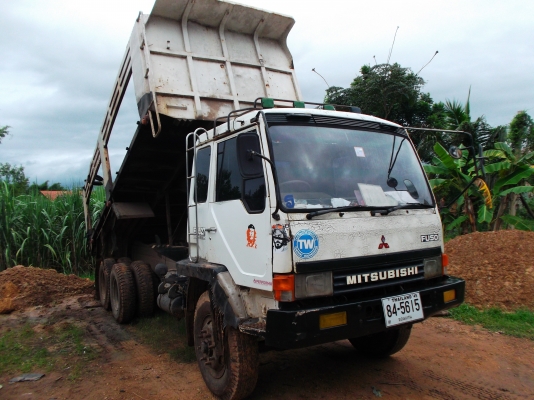 ขายด่วนรถสิบล้อหลงTDชีL3975เครือง195แรงม้าปี46