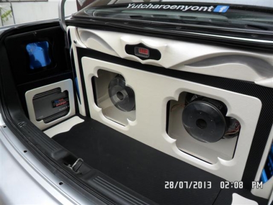 ขา่ยรถเครื่องเสียง แต่งเต็ม จัดเต็ม พร้อมโชว์ Accordไฟท้ายสองก้อน ขา่ยรถเครื่องเสียง แต่งเต็ม จัดเต็ม พร้อมโชว์ Accordไฟท้ายสองก้อน