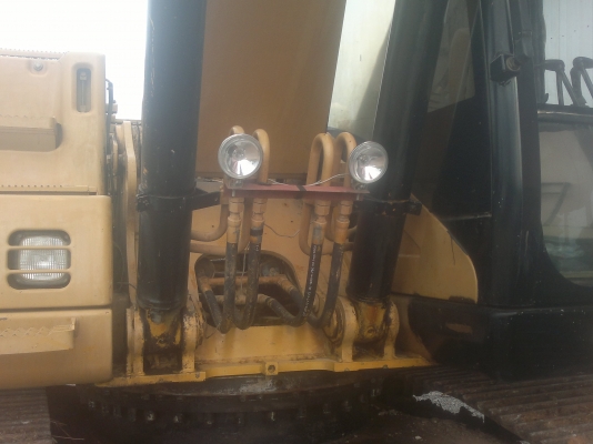 CAT 320C