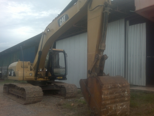 CAT 320C