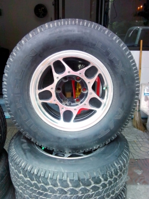 ขายแม็กกะบะขอบ 15 พร้อมยาง 5000 บาท