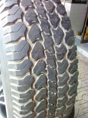 ขายแม็กกะบะขอบ 15 พร้อมยาง 5000 บาท ขายแม็กกะบะขอบ 15 พร้อมยาง 5000 บาท