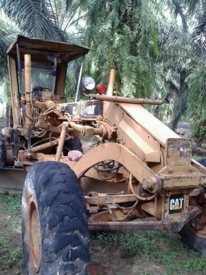 รถเกรด CAT 12 - G ปี 39. สนใจติดต่อ 081 - 6079515 รถเกรด CAT 12 - G ปี 39. สนใจติดต่อ 081 - 6079515