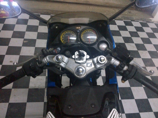 ขาย!ฮอนด้าซีบีอา150cc สต๊าทมือ กุญแจใหญ่ รถสวย ปี53 รถเครื่องเดิมแน่นๆ  พร้อมใช้ ทะเบียน+เอกสารโอน ภาษีไม่หมด