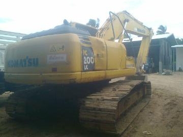 KOMATSU 200-8 ชีเรียล6XXXX 7000 ช.ม. KOMATSU 200-8 ชีเรียล6XXXX 7000 ช.ม.
