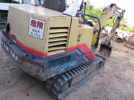 ขาย-รถขุด YANMAR: YB151 U แทรคยาง เครื่องดีเซล 3 สูบ พร้อมใช้งาน รถสวย เก่านอก ราคา 195,000 บาท