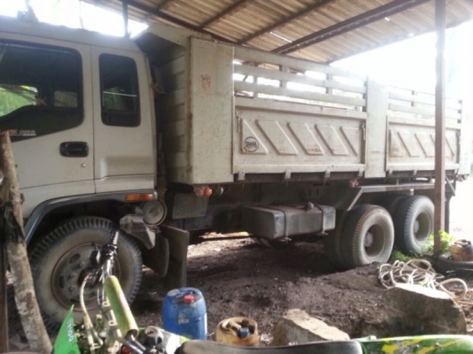 รถอีซูซุ 10 ล้อดั้ม FVZ 195 แรงม้า ปี 40. สนใจติดต่อ 081 - 6079515 รถอีซูซุ 10 ล้อดั้ม FVZ 195 แรงม้า ปี 40. สนใจติดต่อ 081 - 6079515