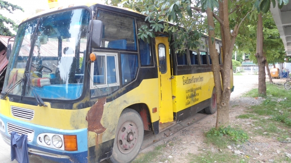 ขายรถบัสรับส่งนักเรียน ขายรถบัสรับส่งนักเรียน