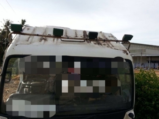 รถอีซูซุ 6 ล้อ รั้ว NQR 150 แรงม้า ปี 49 สนใจติดต่อ 081 - 6079515