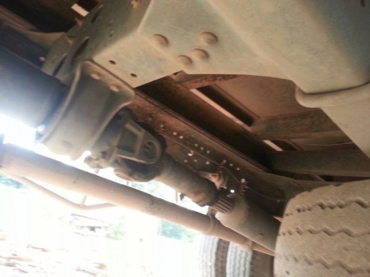 รถอีซูซุ 6 ล้อ รั้ว NQR 150 แรงม้า ปี 49 สนใจติดต่อ 081 - 6079515