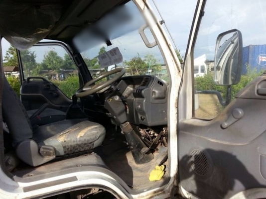 รถอีซูซุ 6 ล้อ รั้ว NQR 150 แรงม้า ปี 49 สนใจติดต่อ 081 - 6079515