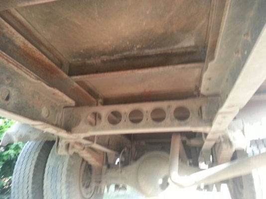 รถอีซูซุ 6 ล้อ รั้ว NQR 150 แรงม้า ปี 49 สนใจติดต่อ 081 - 6079515