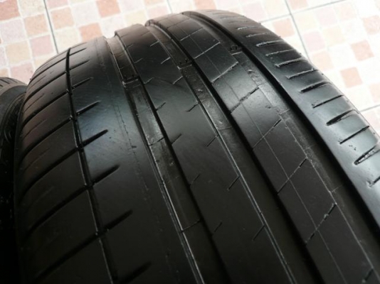 ขายยาง MICHELIN PS3----205-55-16----ปี12 ราคาเบาๆ (1ชุด)